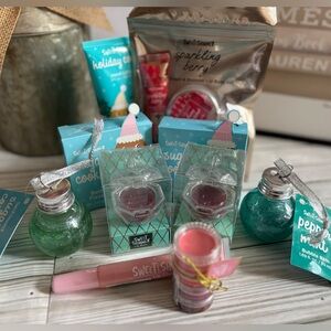 Sweet & Shimmer Holiday Beauty Set